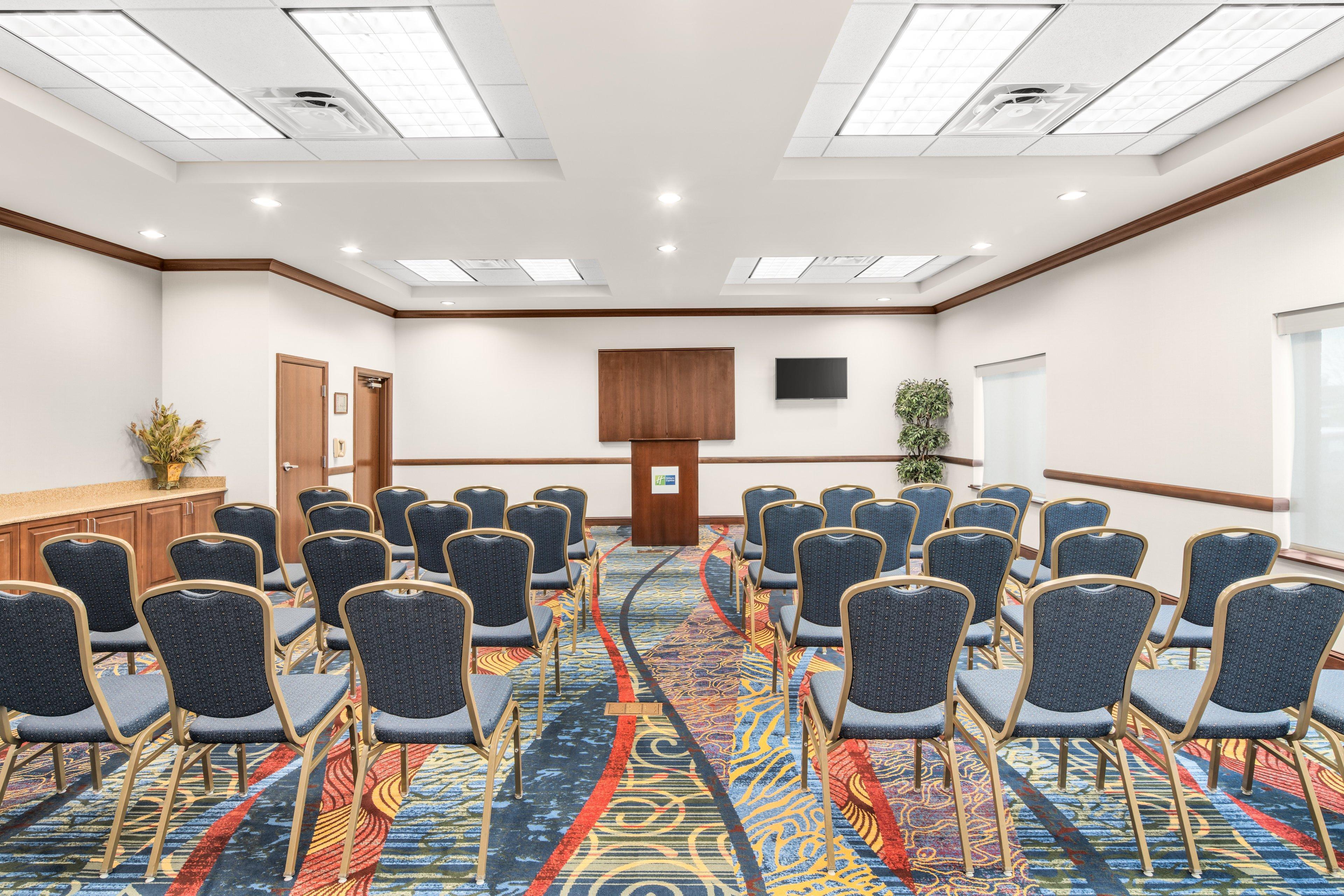 Holiday Inn Express & Suites Wilmington-Newark By Ihg Экстерьер фото