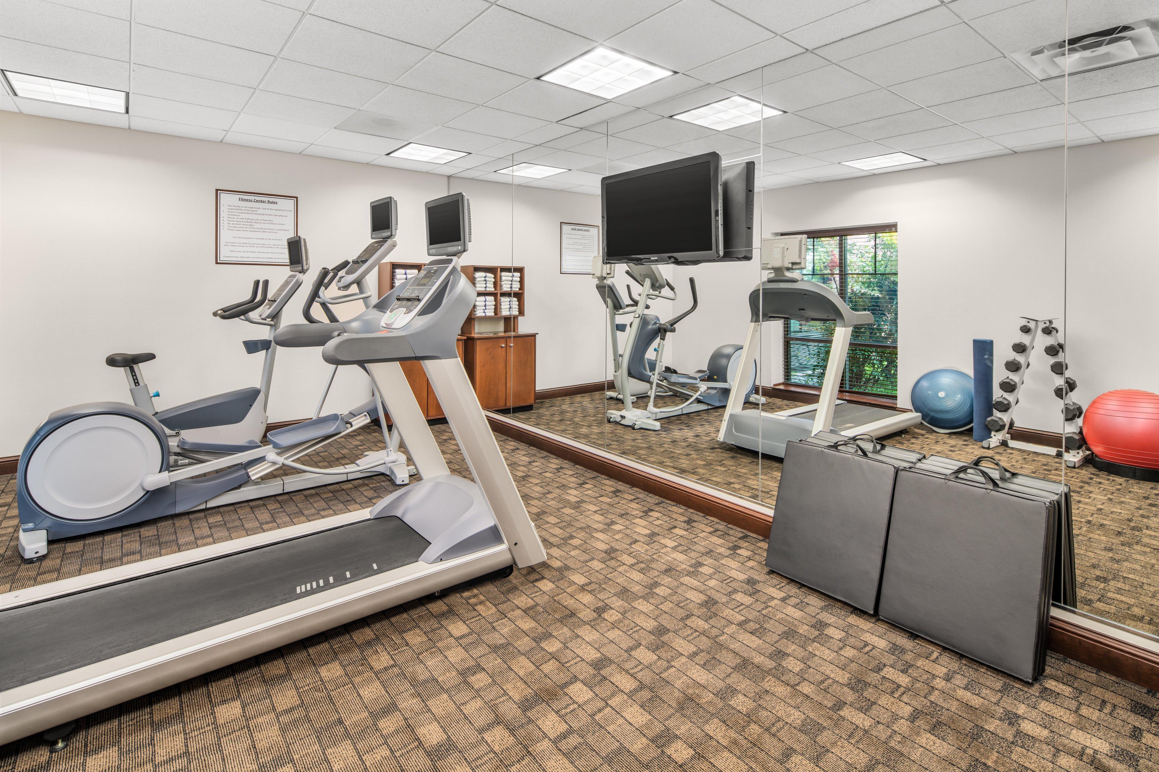 Holiday Inn Express & Suites Wilmington-Newark By Ihg Экстерьер фото