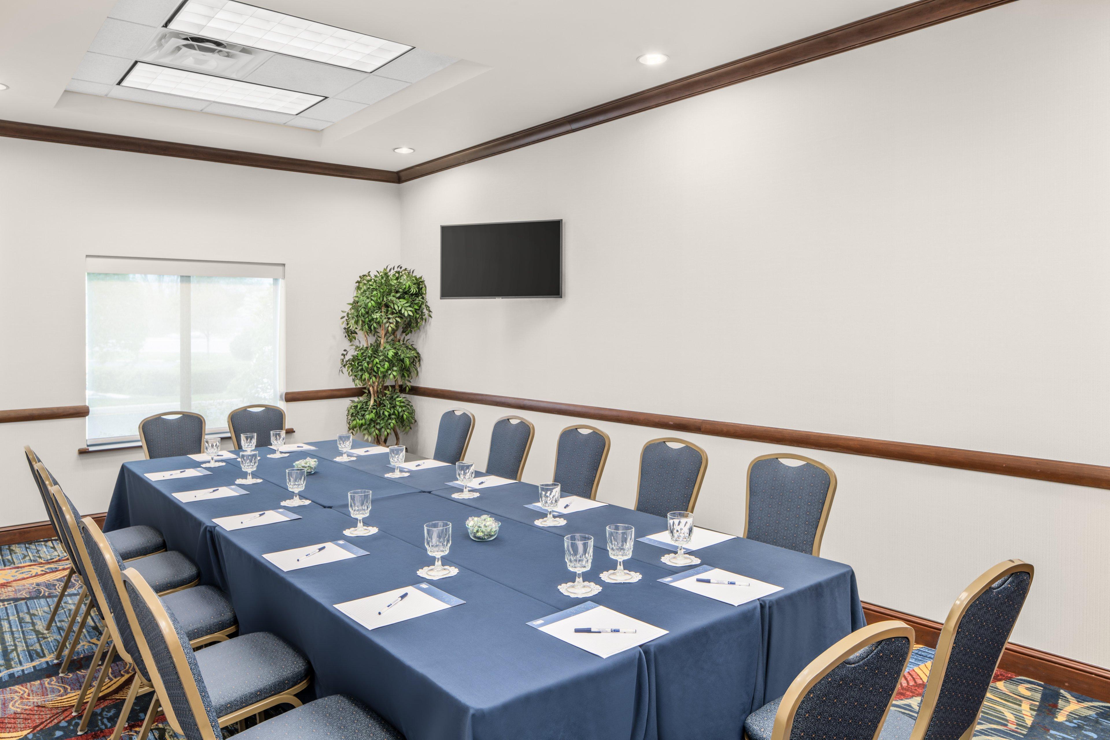 Holiday Inn Express & Suites Wilmington-Newark By Ihg Экстерьер фото