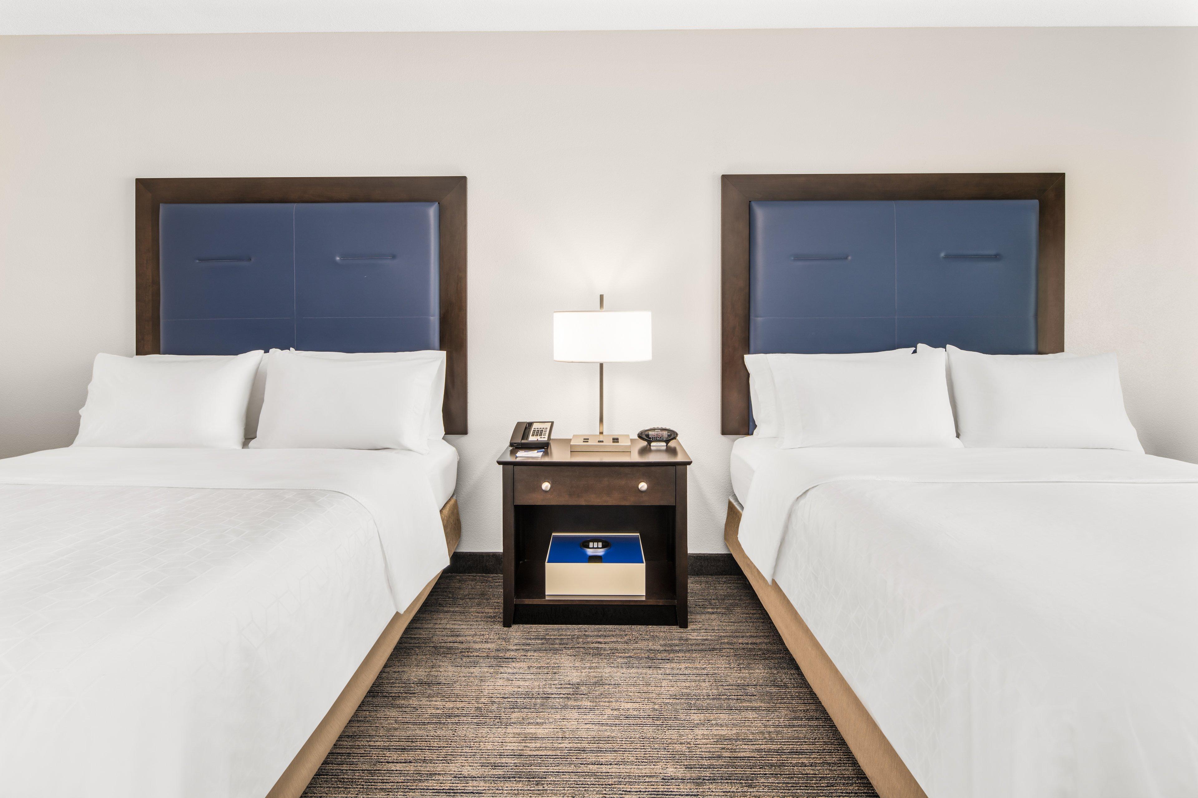 Holiday Inn Express & Suites Wilmington-Newark By Ihg Экстерьер фото