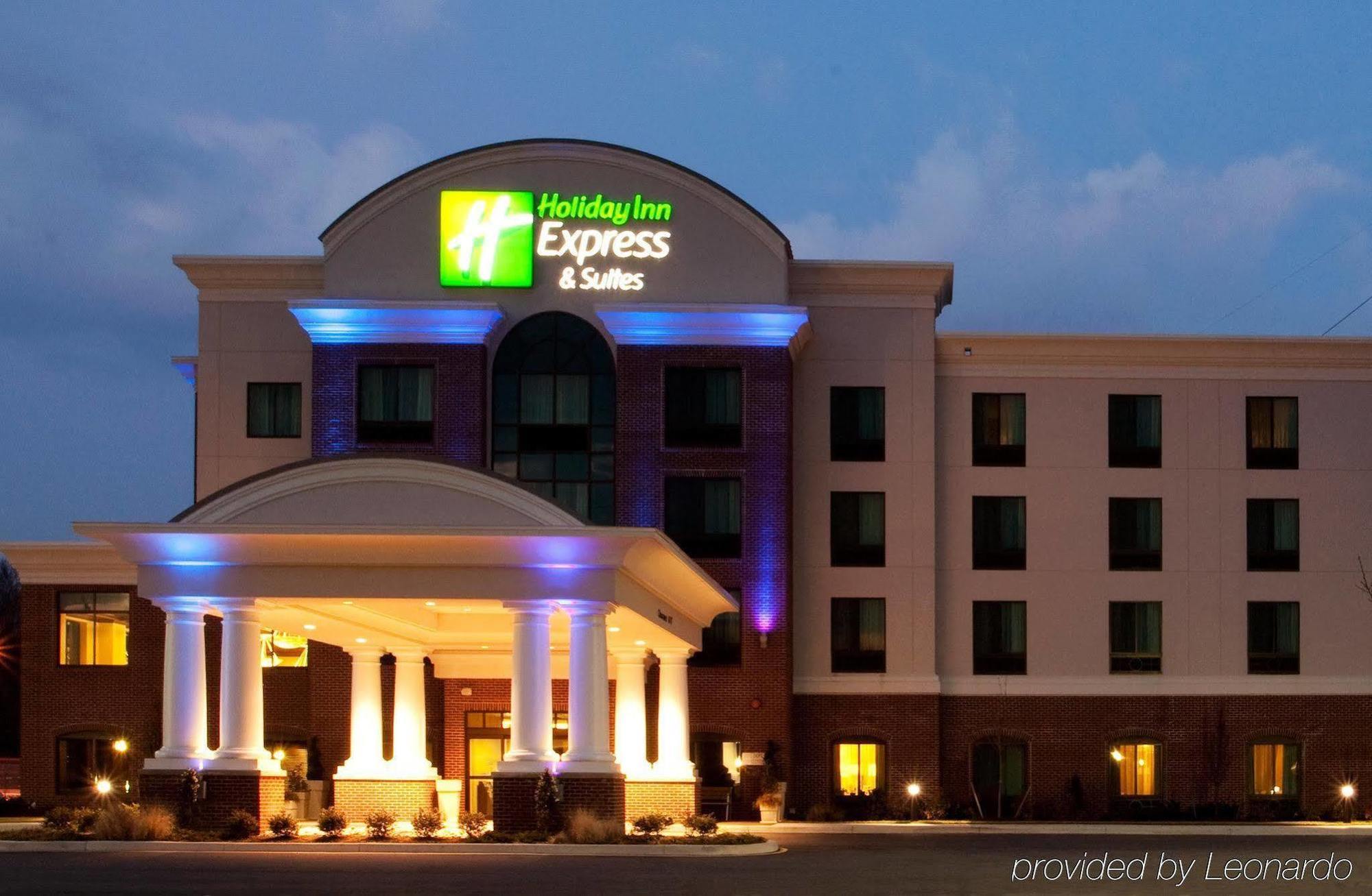 Holiday Inn Express & Suites Wilmington-Newark By Ihg Экстерьер фото